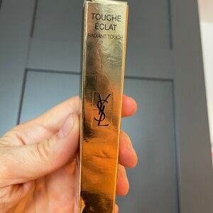 Yves Saint Laurent Radiant touch concealer #2